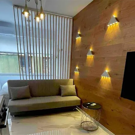 Luxury Ladadika Apartment